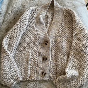NWOT Urban Outfitters boxy cardigan. Size s